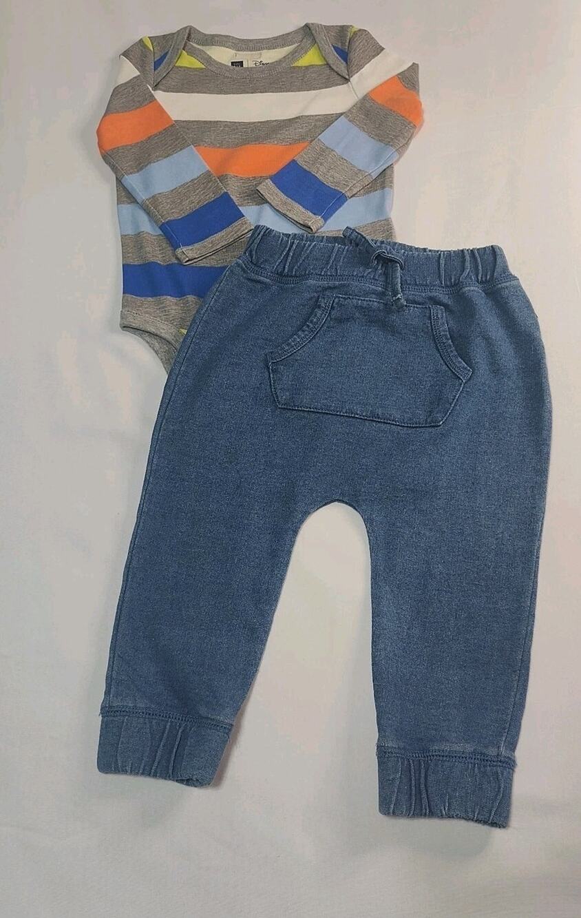 babyGap Kanga Joggers & Mickey Mouse Bodysuit Size 12-18 Months (Pre-owned)